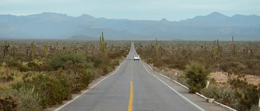 Ciudad de México ↔ Guadalajara ↔ Monterrey: Itinerario Multi-Ciudad para el Mundial